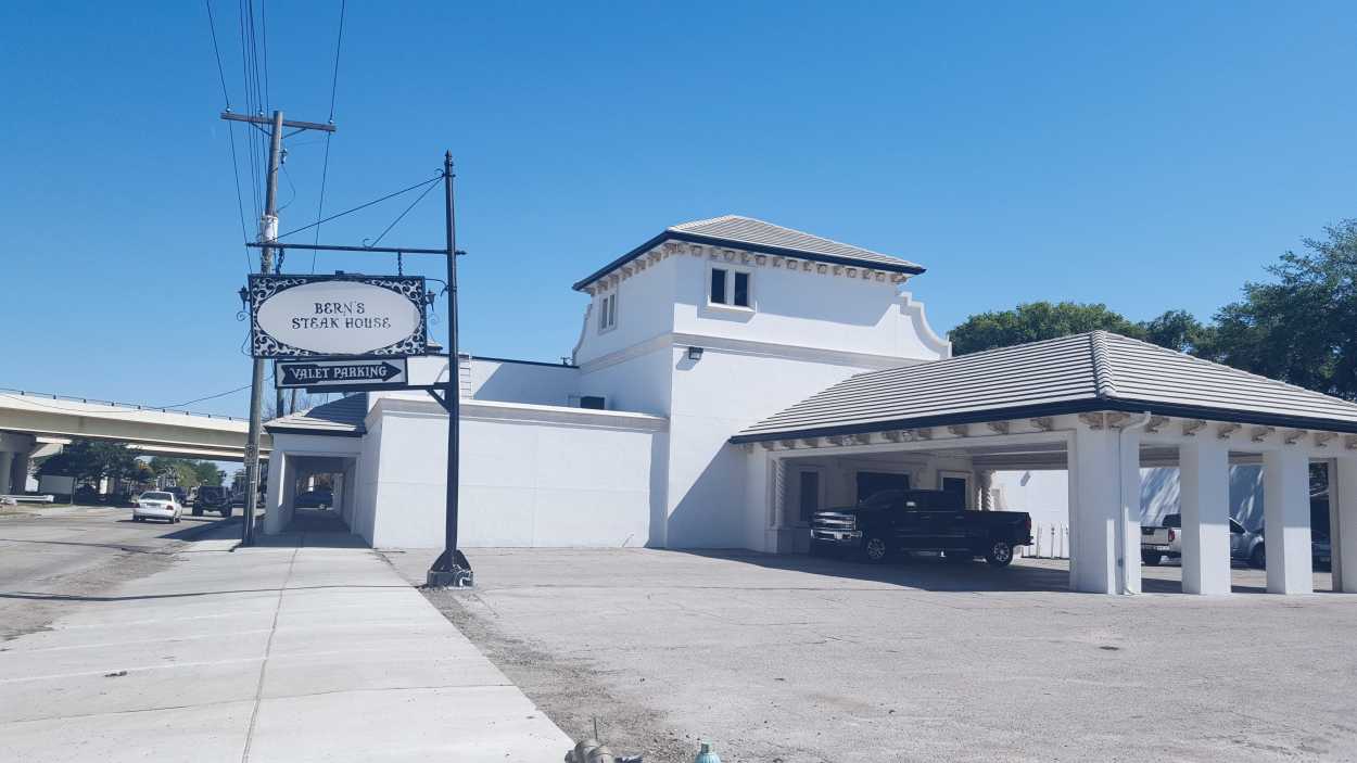 Sign and building of Bern's Steak House Tampa