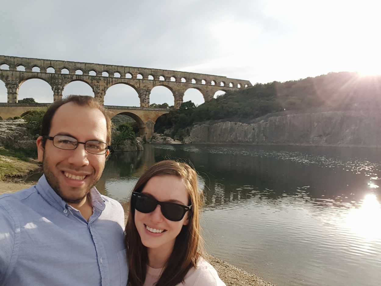 Alyssa and Michael in front of the Pont du Gard