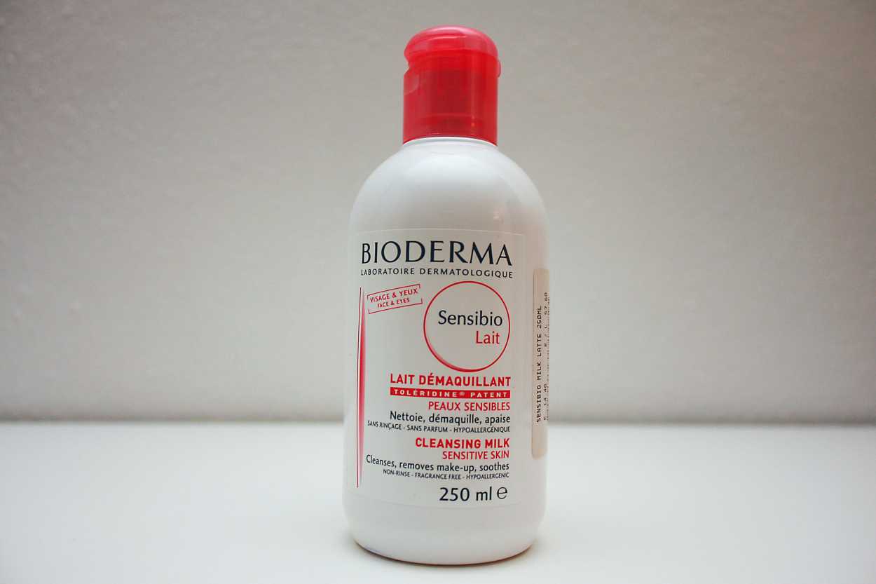 A bottle of Bioderma Sensibio Lait