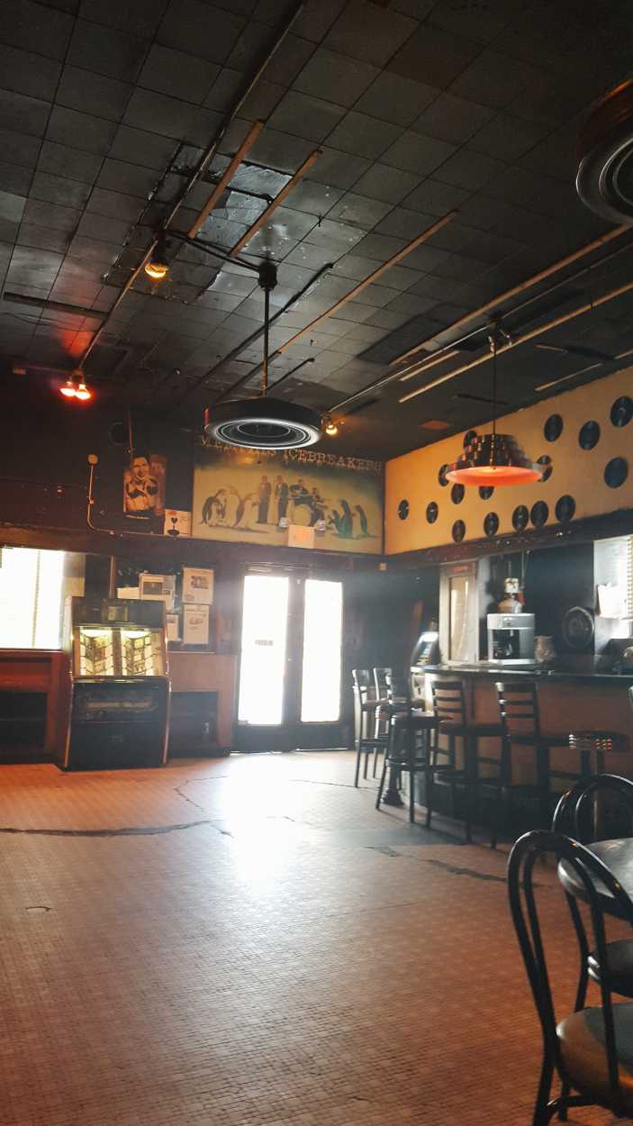 The interior of Earnestine & Hazel's in Memphis