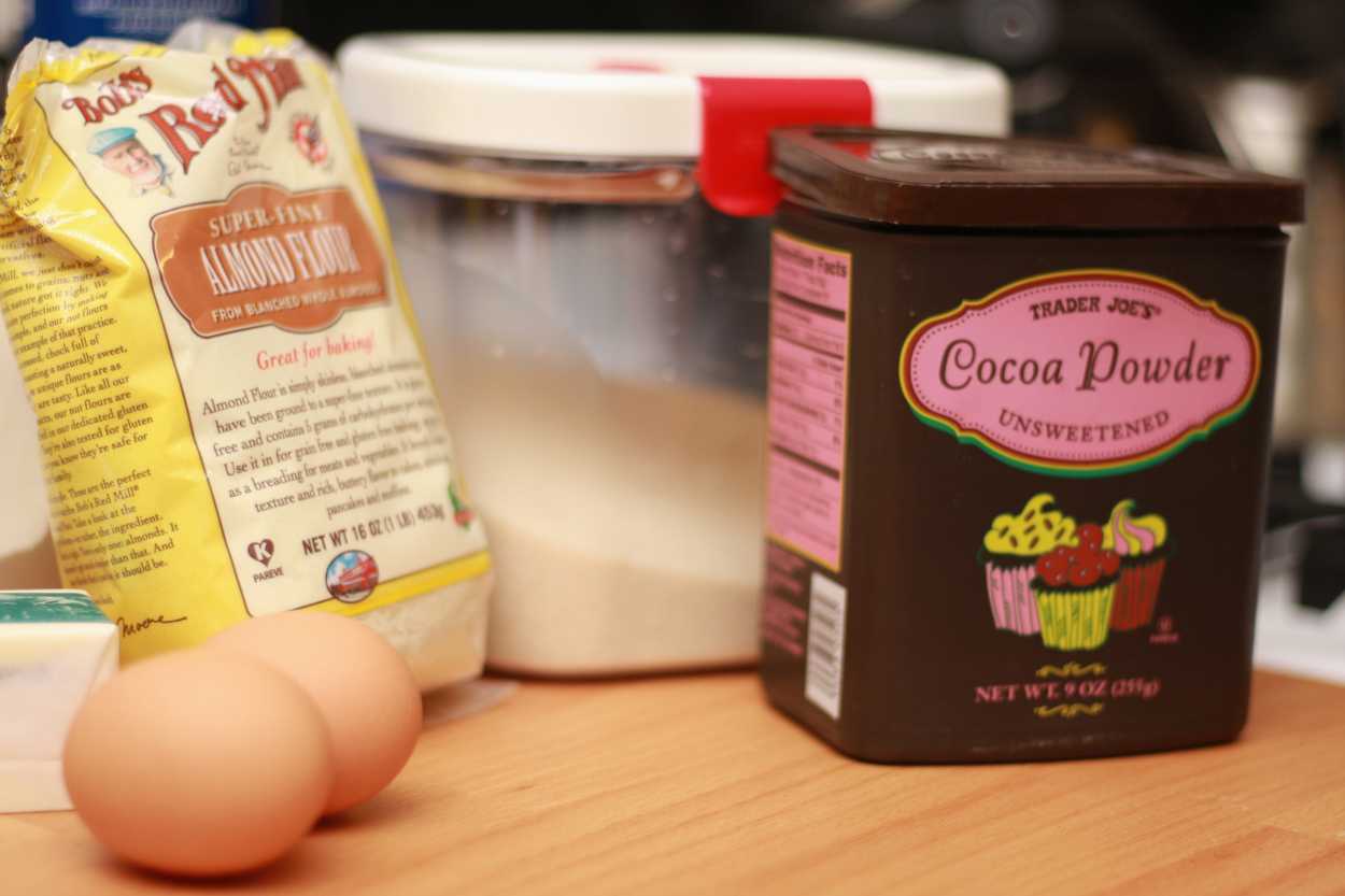 Ingredients for Kladdkaka: Almond flour, sugar, eggs, butter, cocoa