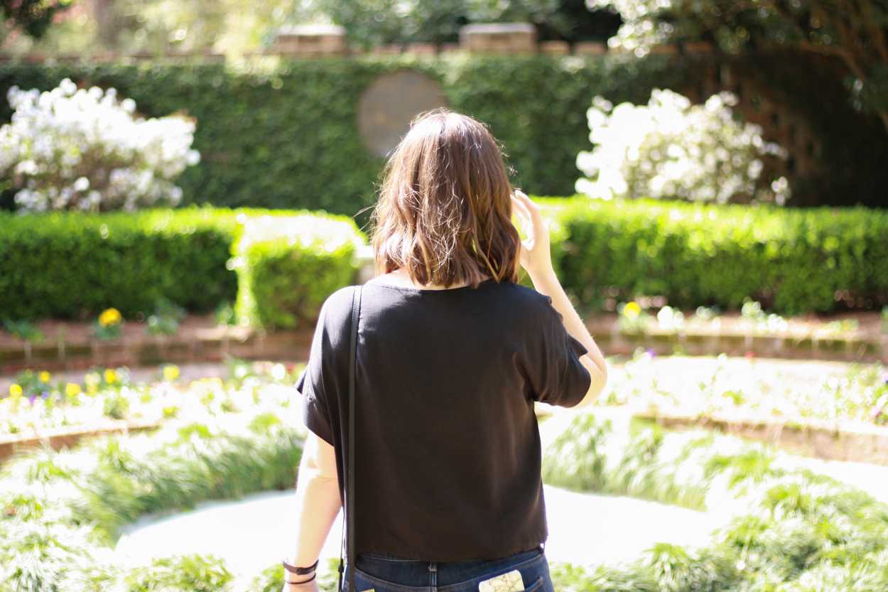 A photo of Alyssa walking at Maclay Gardens