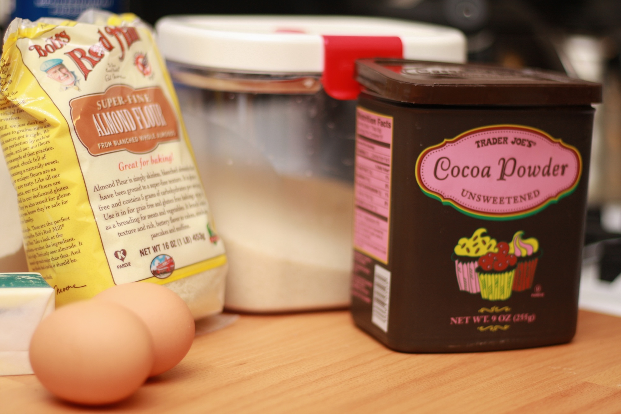 Ingredients for Kladdkaka: Almond flour, sugar, eggs, butter