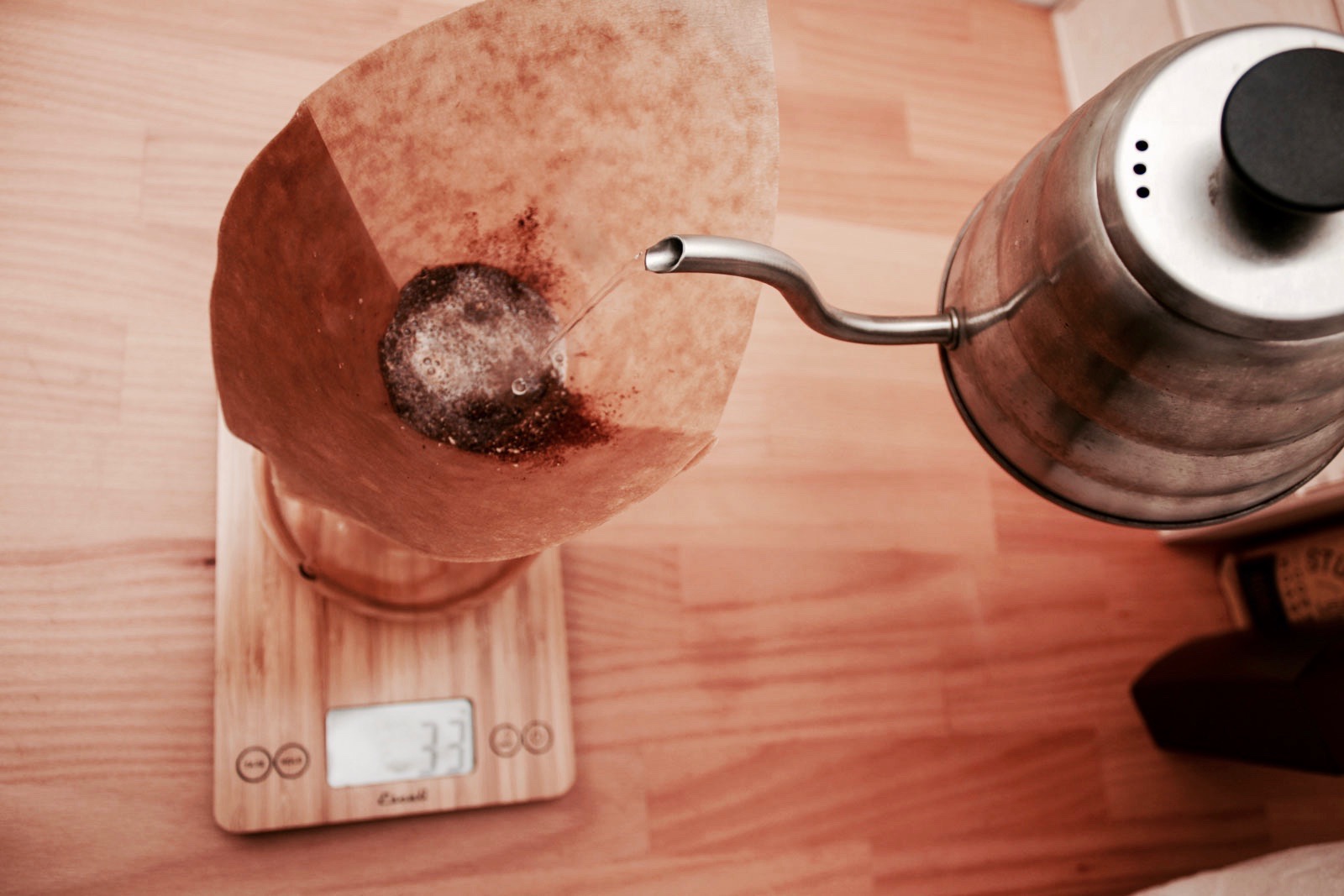 Blooming coffee in Chemex