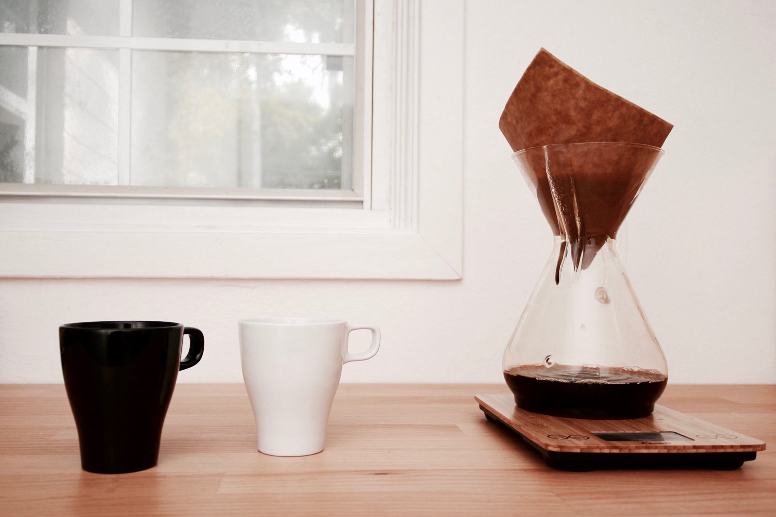 Two mugs and a Chemex