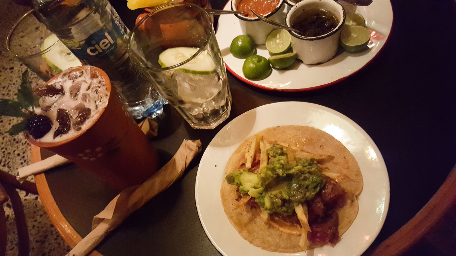 Late night tacos and drinks at Barnita
