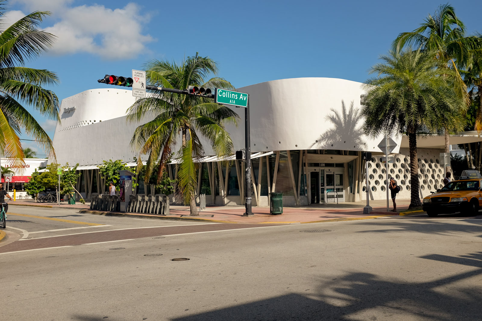 The art deco building of the Miami Walgreens