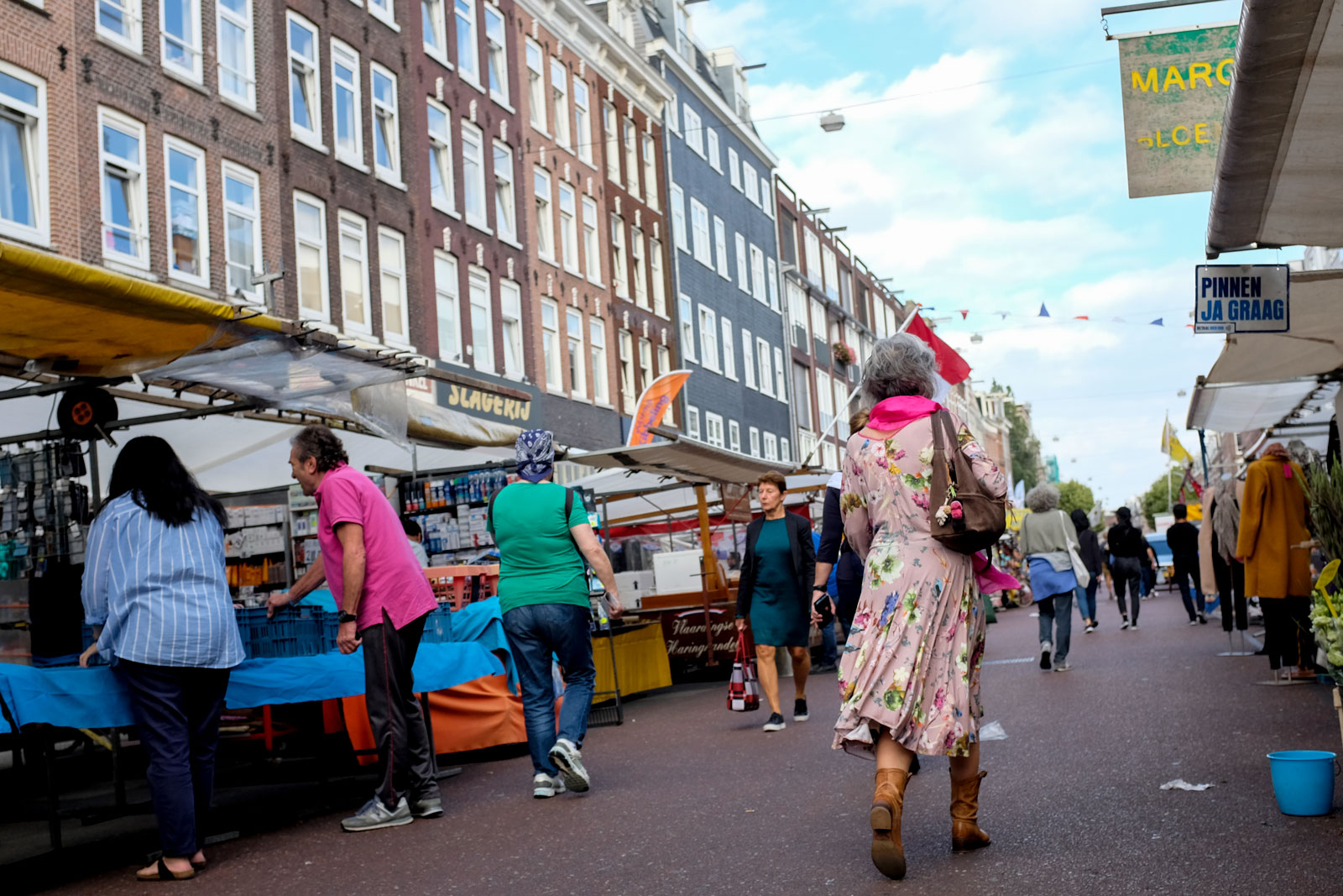 Shoppers at the Albert Cuyp Market