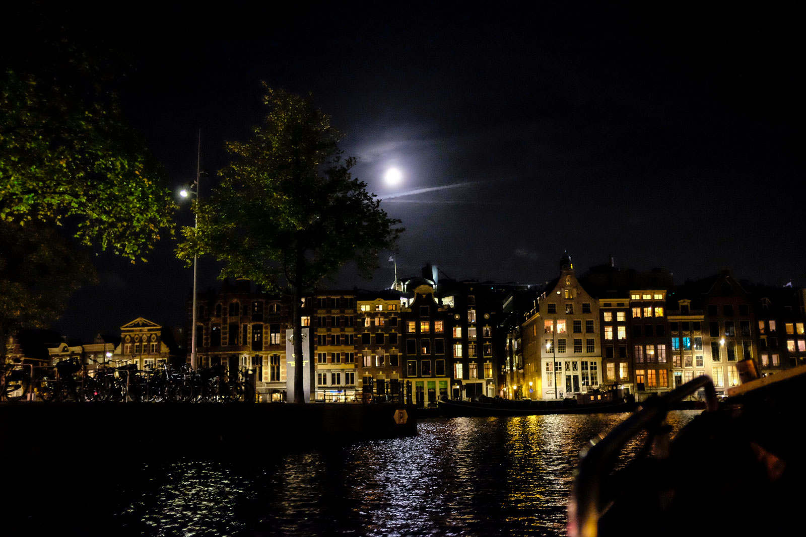 An Amsterdam Canal Cruise on Friendship Tours