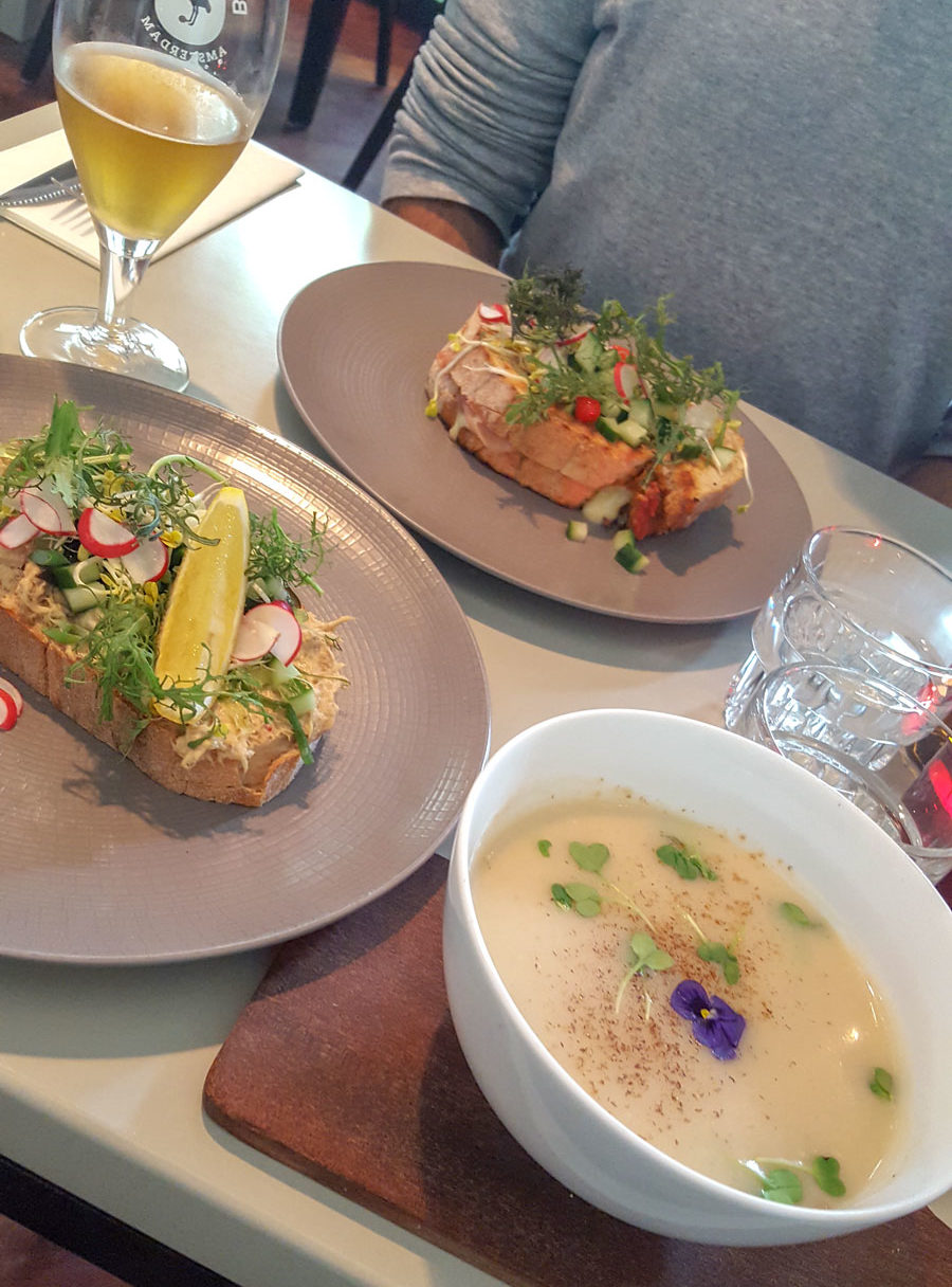 Soup and tartines at Den Haag's restaurant, Zebedus