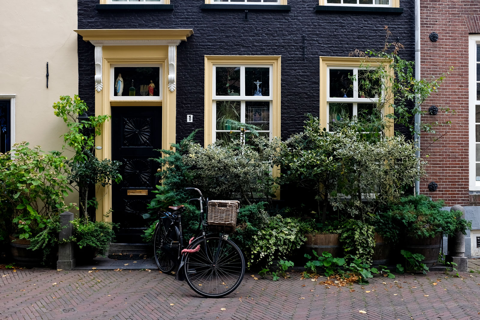 A bicycle in front of a building in Delft