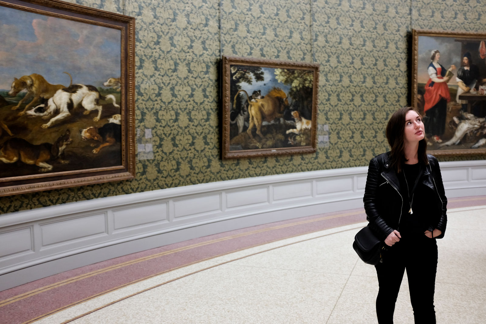 Alyssa in a room of paintings at MSK Ghent