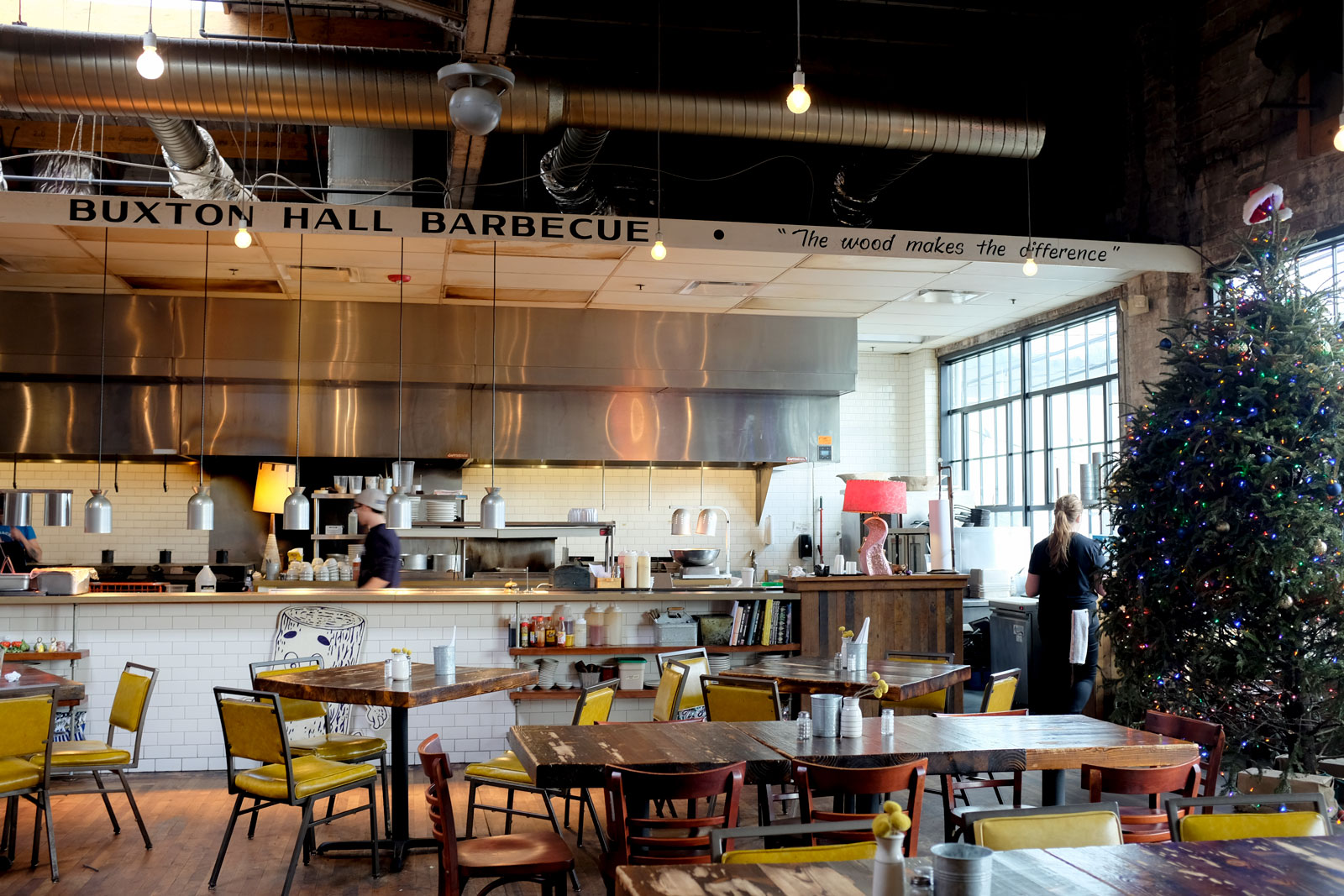 The ordering line and dining room at Buxton Hall BBQ