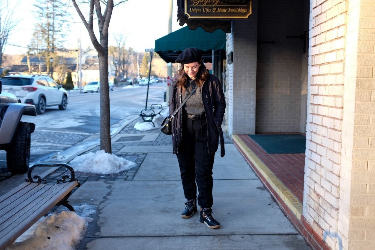 Alyssa stands on the streets of Blowing Rock