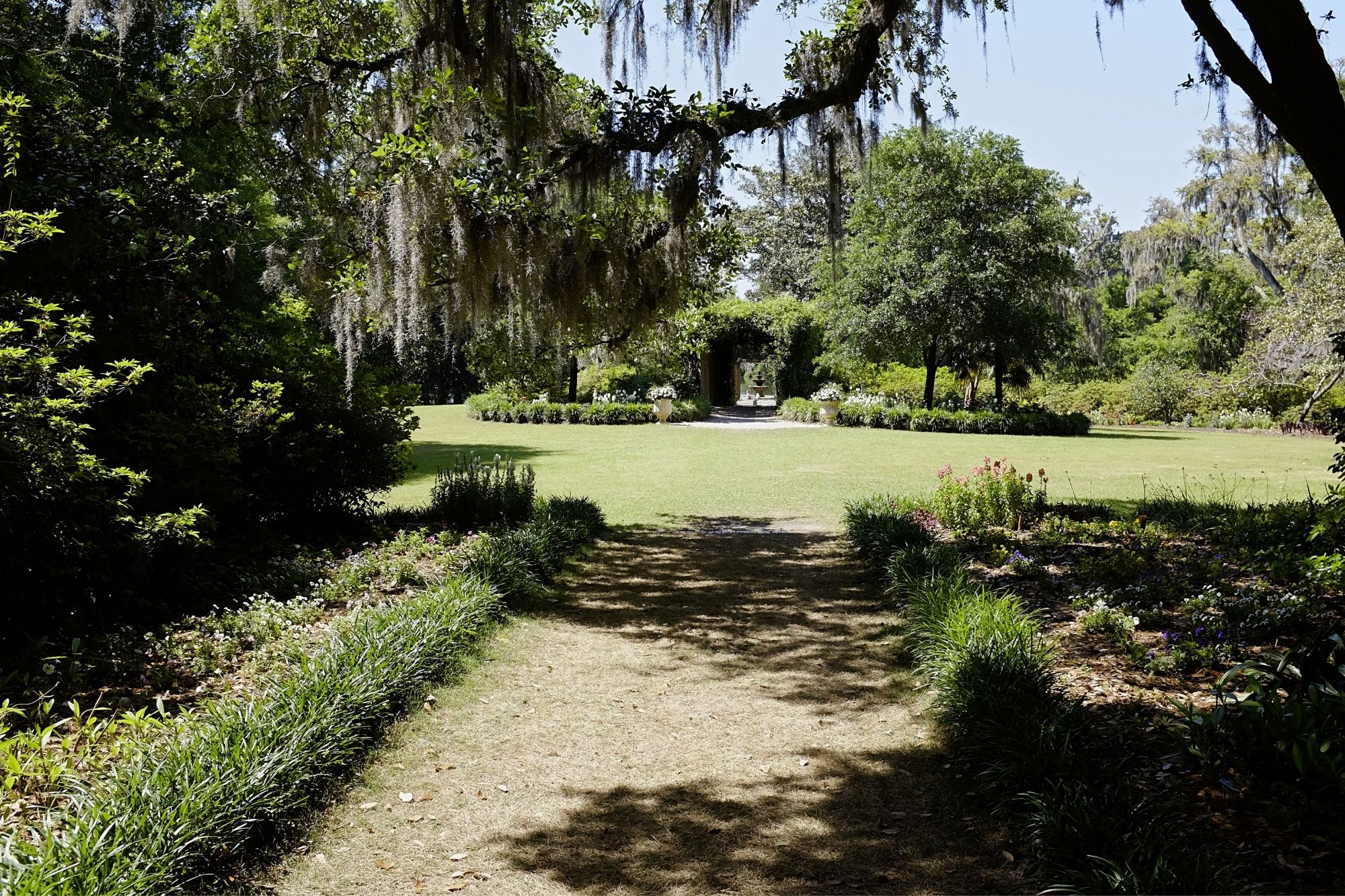 Grounds at Airlie Gardens