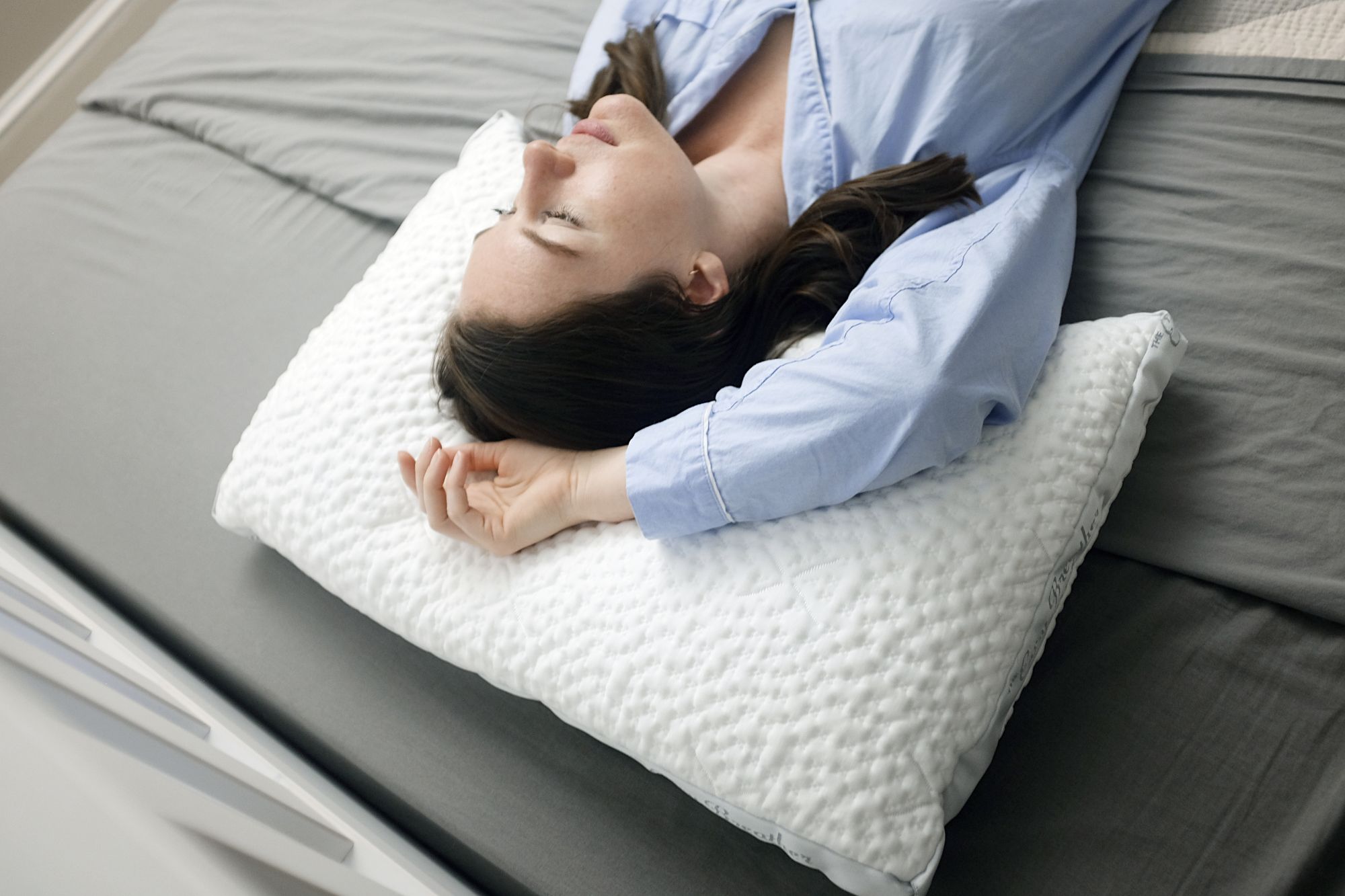 https://www.waywardblog.com/wp-content/uploads/2022/06/Nest-Bedding-Easy-Breather-Pillow-Product-Review.jpg