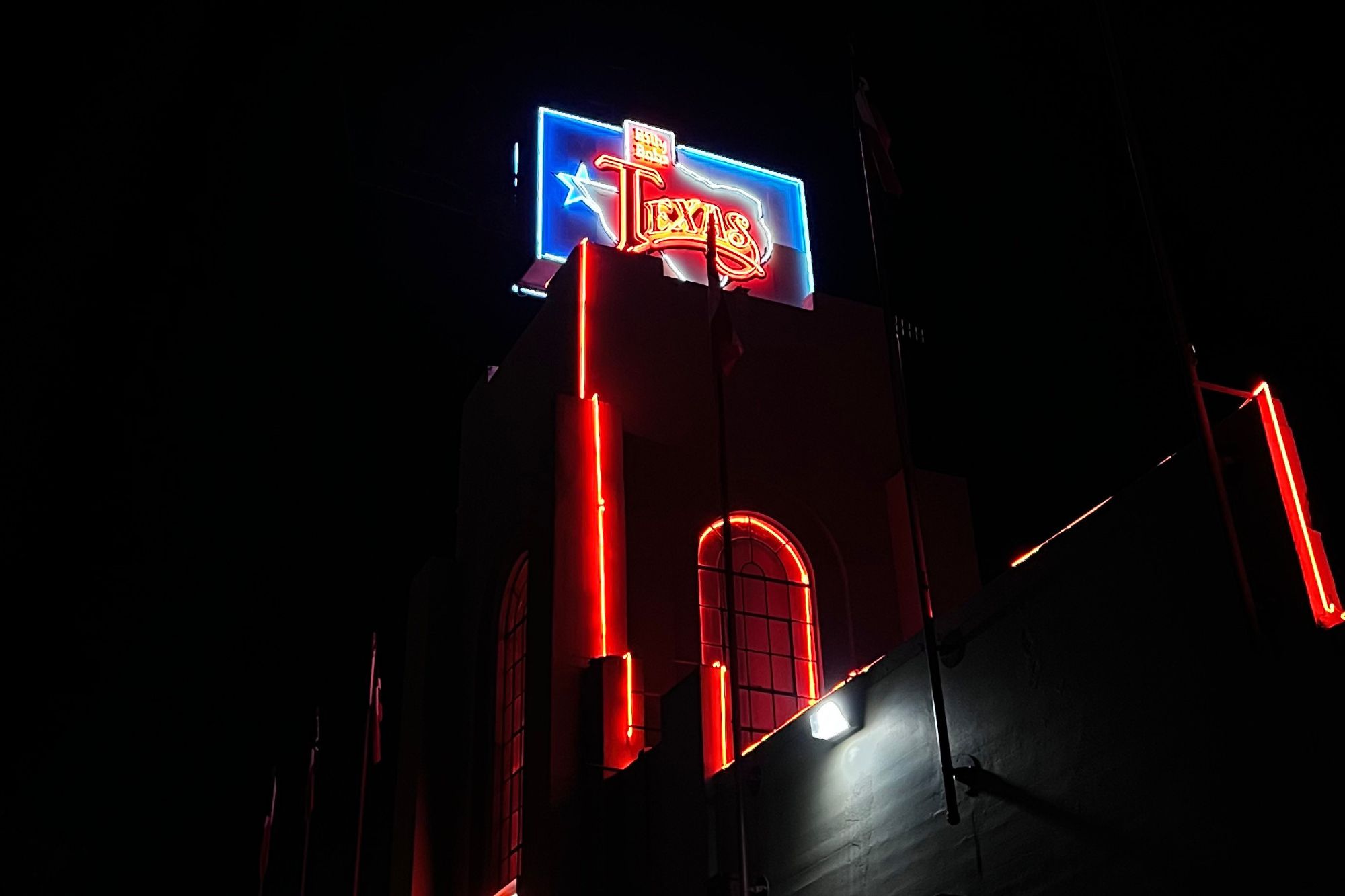 Billy Bob's Texas sign at night