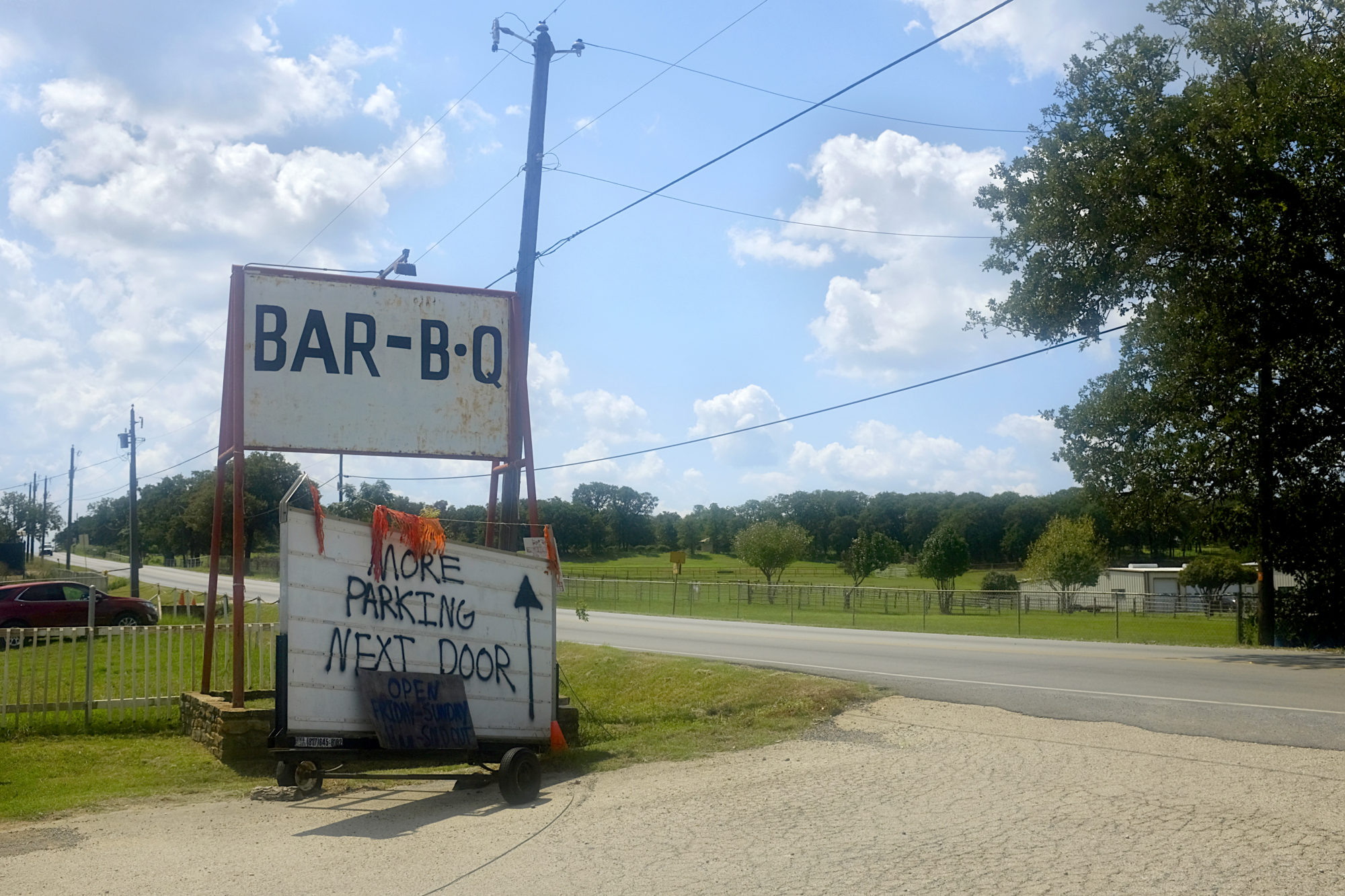A hand-painted sign reads BAR-B-Q