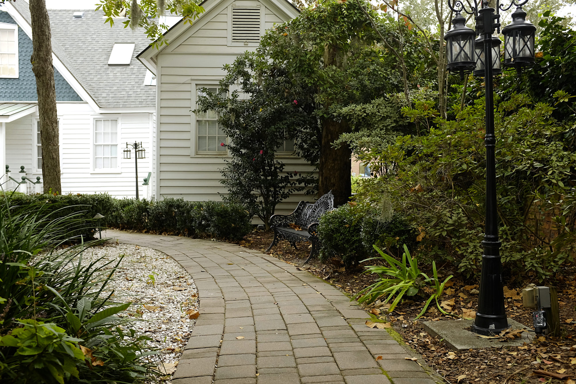 A path outside of The Beaufort Inn