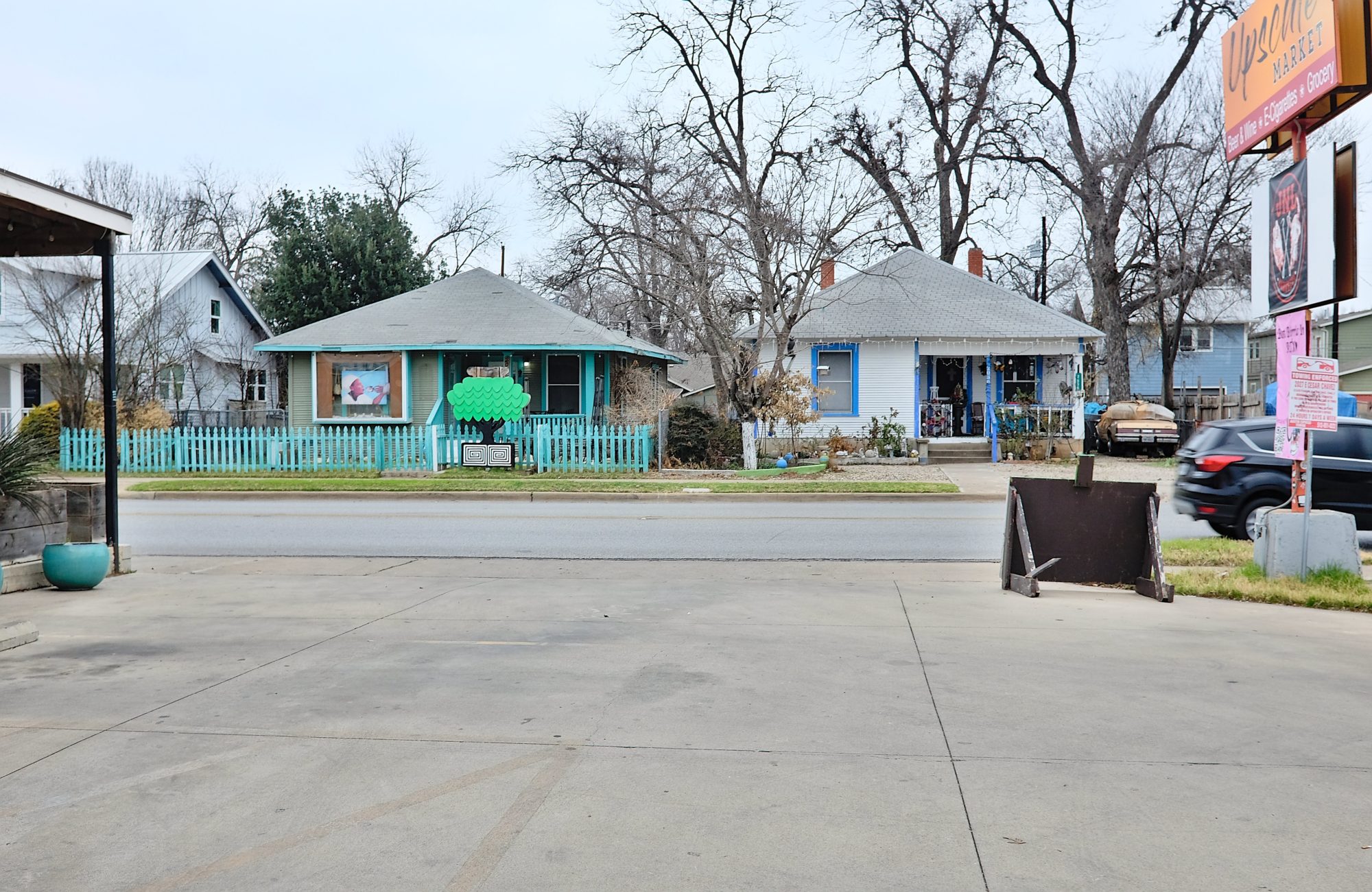 Cesar Chavez St East Austin