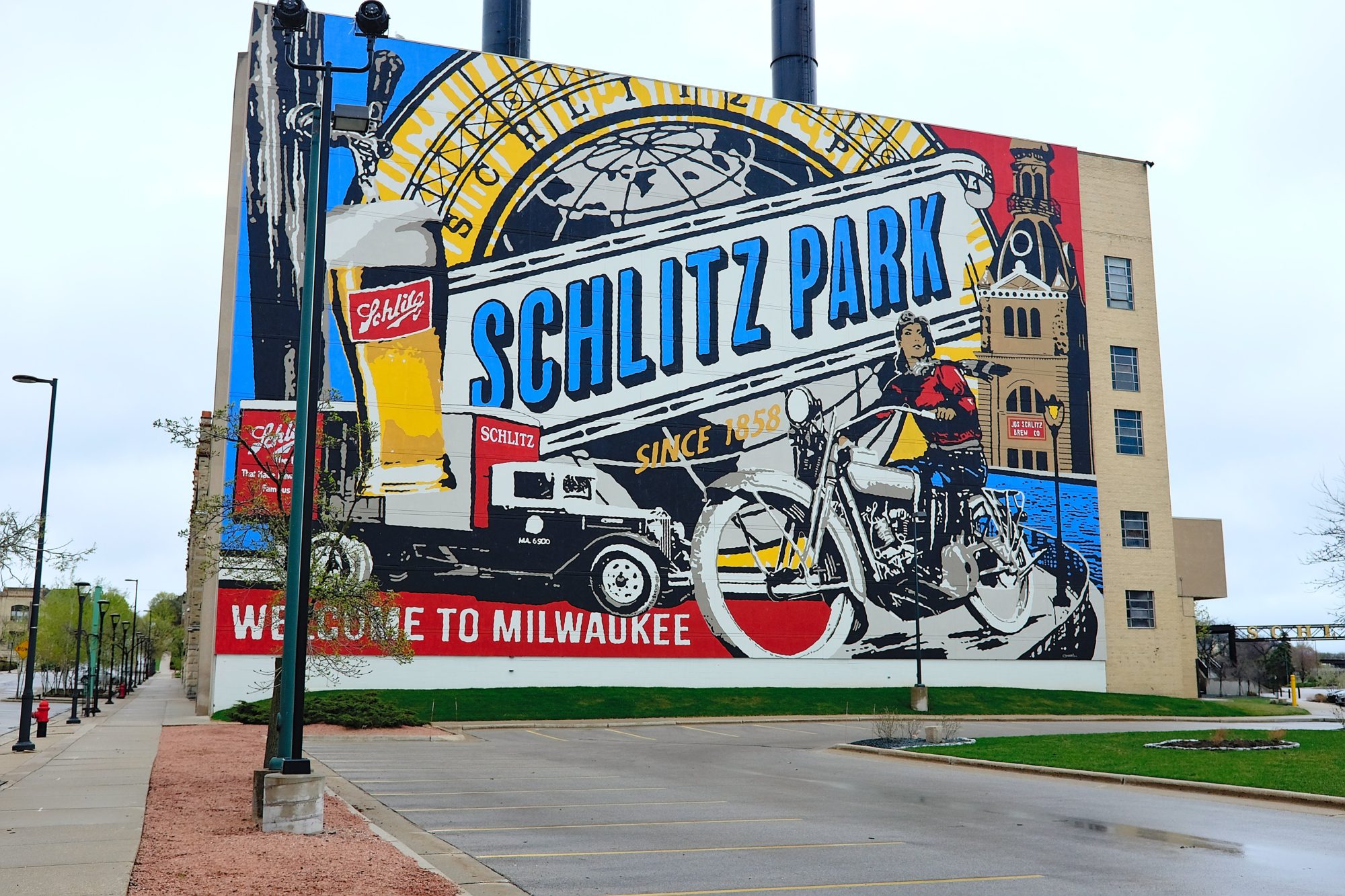 A mural at Schlitz Park in Milwaukee