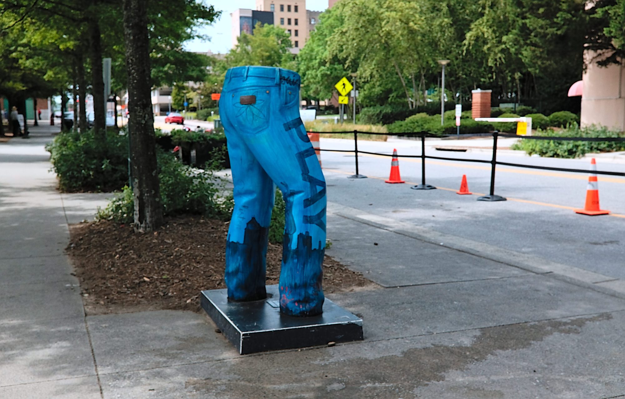 A sculpture of jeans