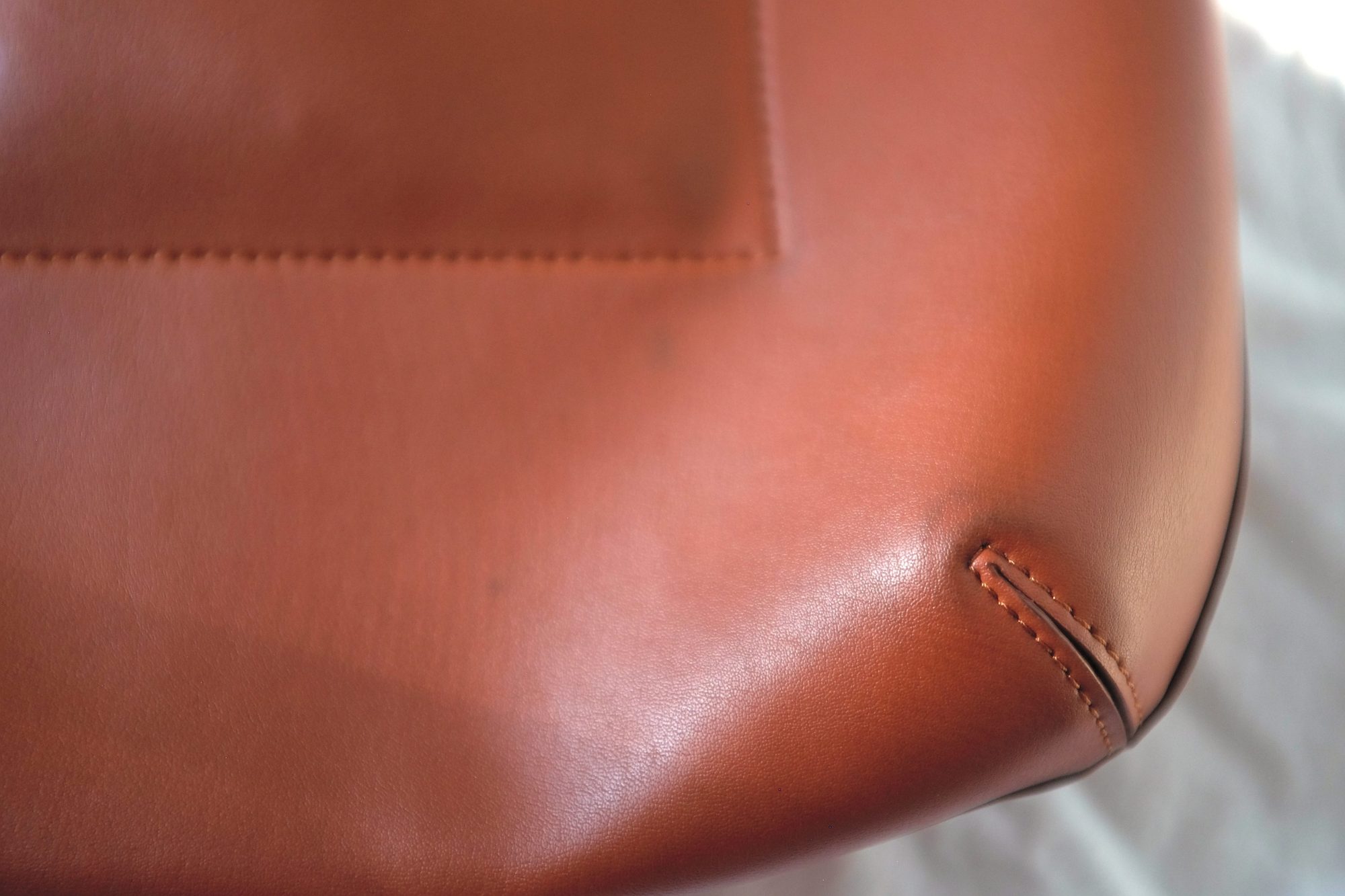 The corners of the Cactus Leather Hobo, which have some darker spots