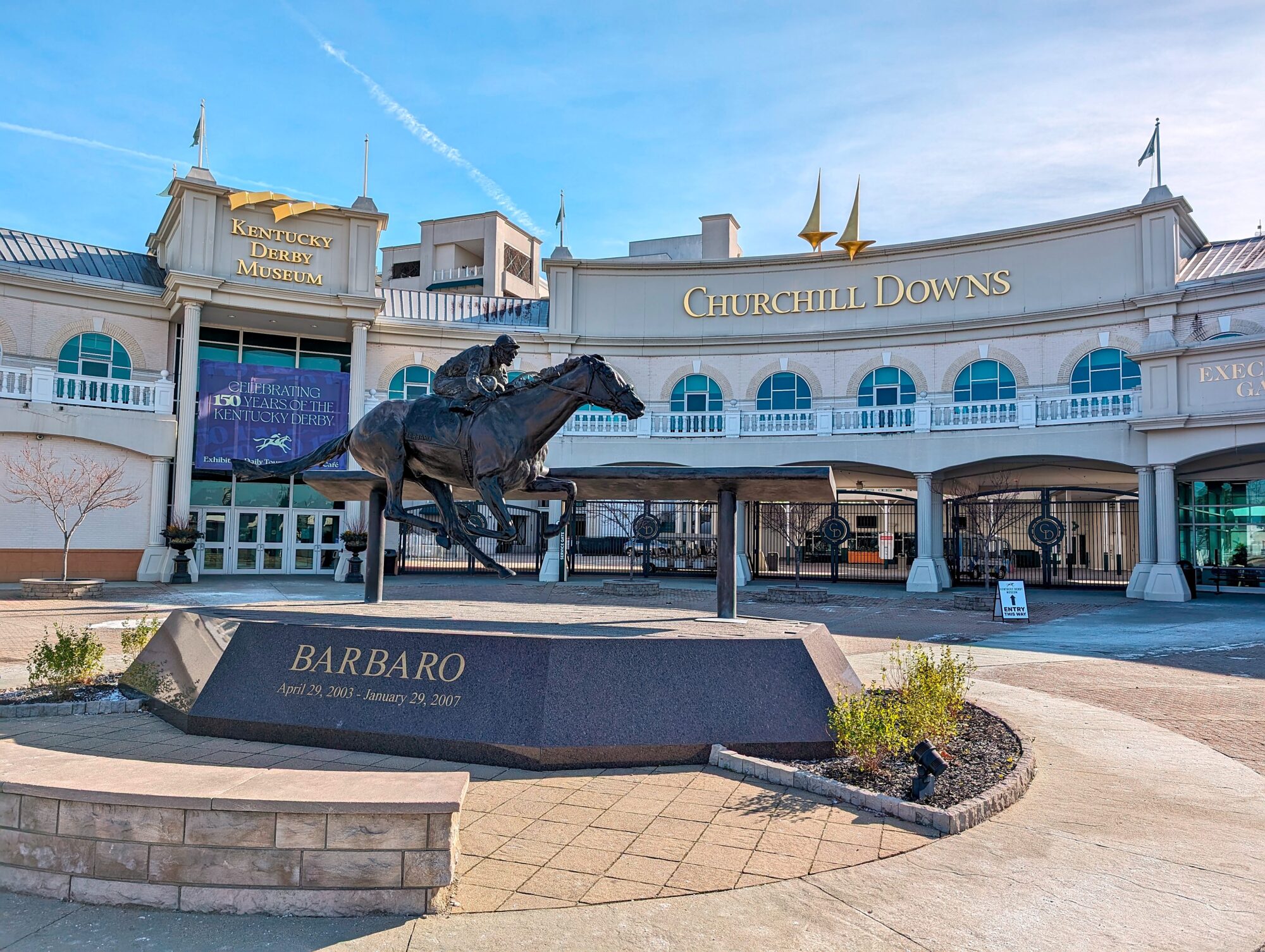 The entrance to the Kentucky Derby Museum