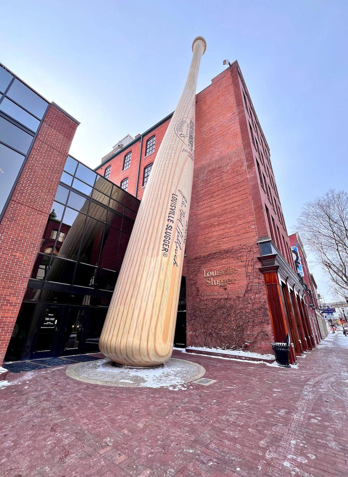 The large baseball bat outside the Louisville Slugger Museum and Factory