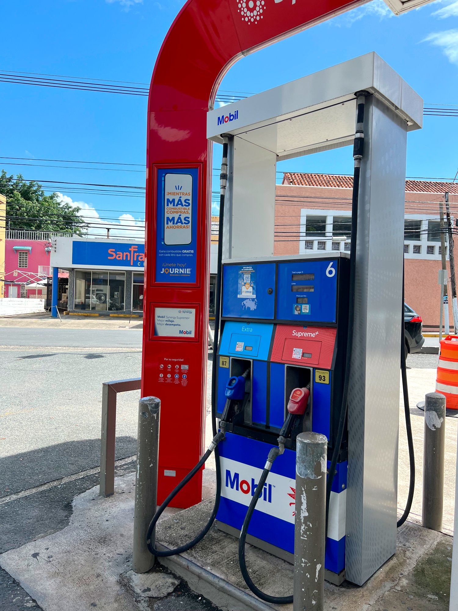 A gas pump in San Juan