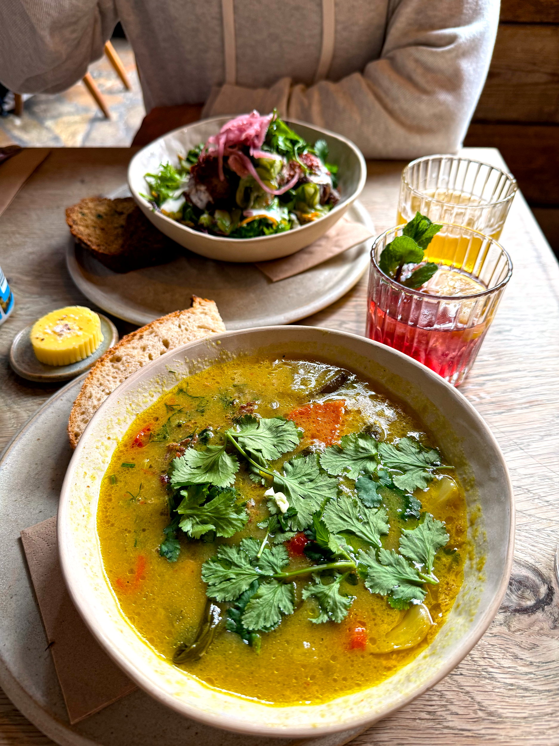 Two fresh lunch dishes at Kai