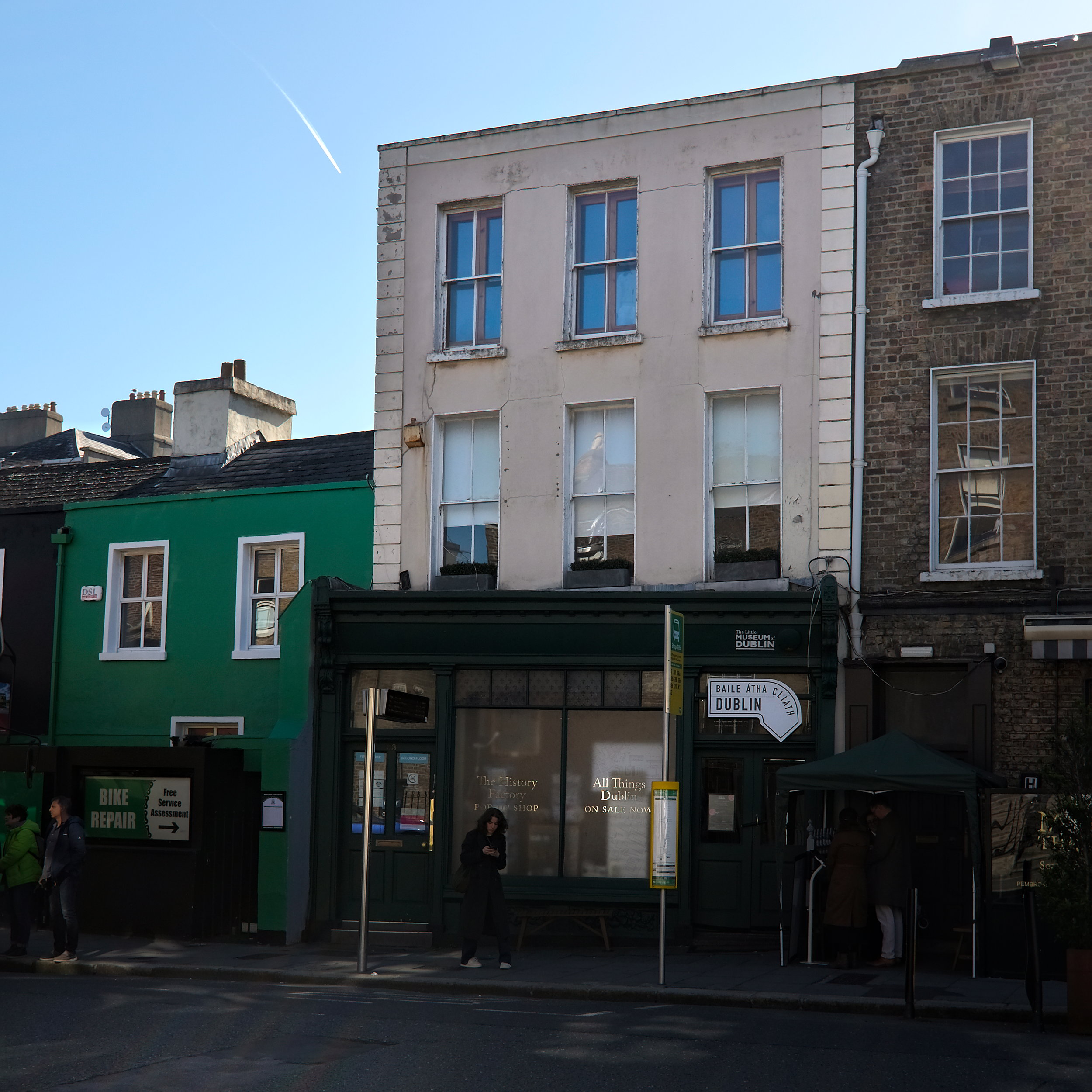 The exterior of the temporary pop-up for The Little Museum of Dublin