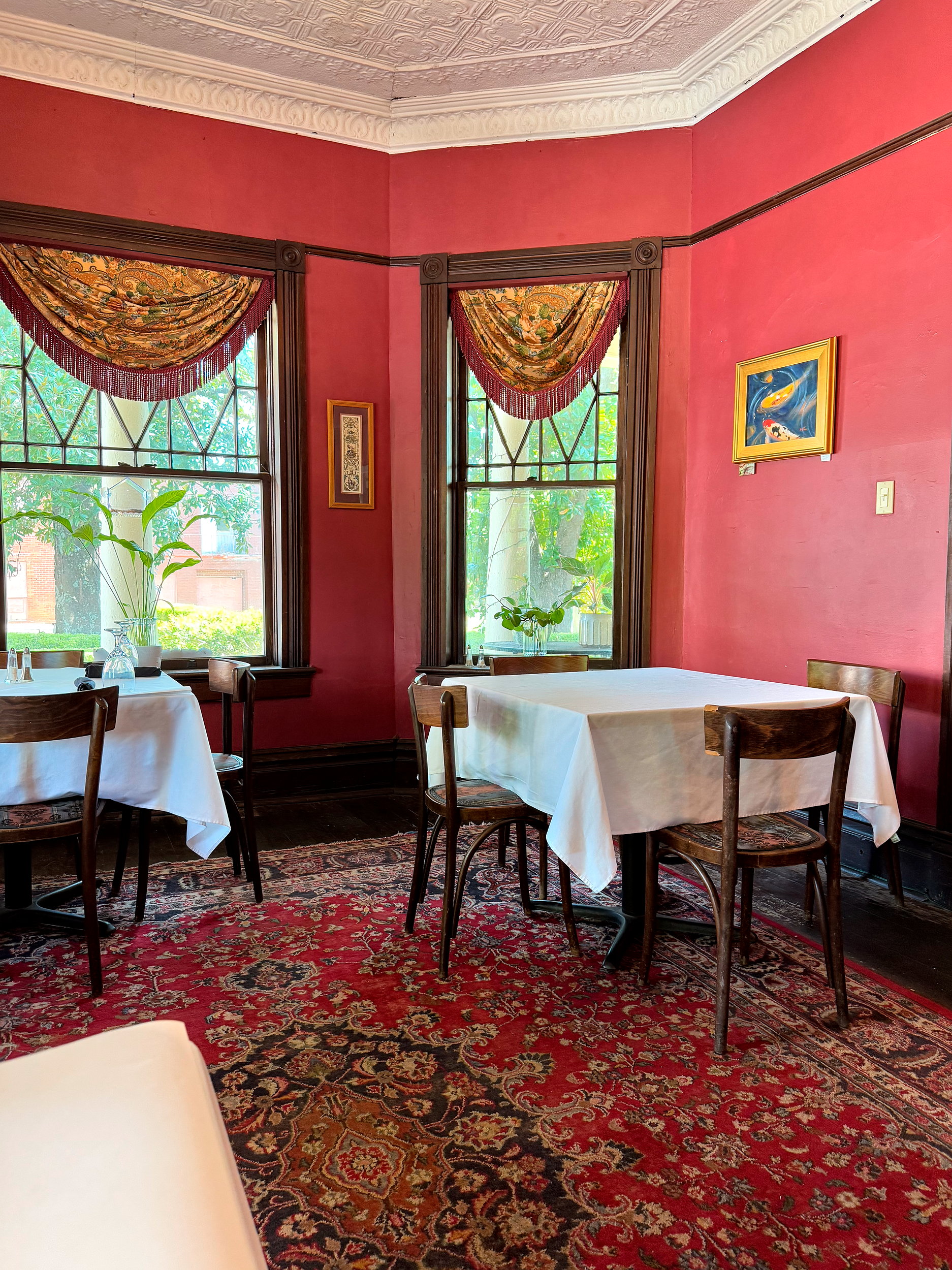 A period dining room at The Old Edgefield Grille