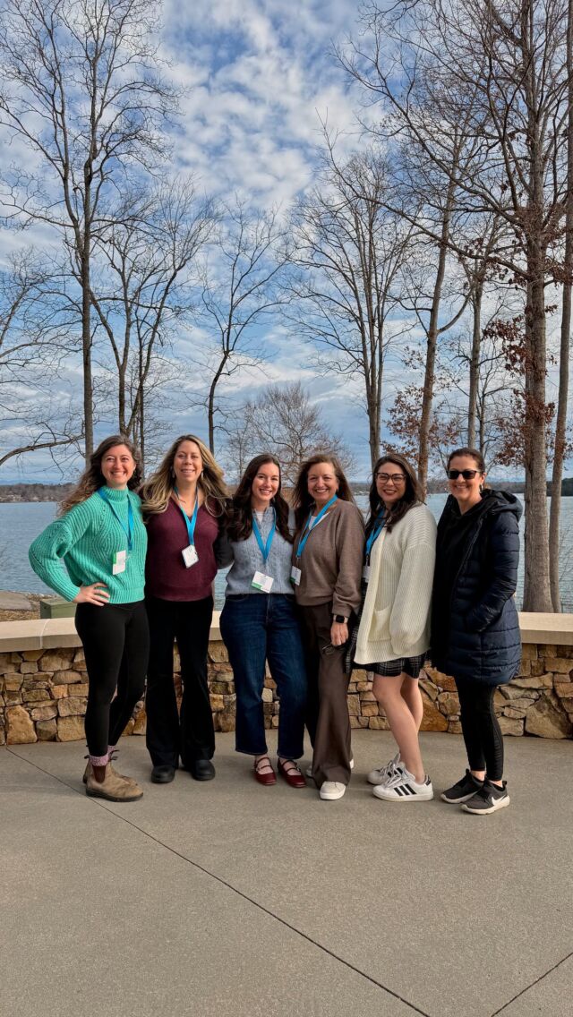 As an introvert, attending the @southerntravelersexplore conference in @visitoconeesc was a huge leap out of my comfort zone. But you know what? I’m so glad I said yes to this opportunity. I learned so much during our educational sessions, enjoyed exploring charming Oconee County, and for the first time, I felt a real sense of community in the blogging world.

And for the cherry on top, I had the chance to meet a group of fellow North Carolina bloggers and content creators (spot them in the cover photo!): @stuckonthego, @wherekatieis, @thecommontraveler, @nctripping, and @getlostintheusa. Be sure to follow them to discover their corners of North Carolina and beyond!

What have you always wanted to know about attending a blogging conference?

#visitoconeesc #steoconeecosc